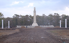 《烈士紀念碑》